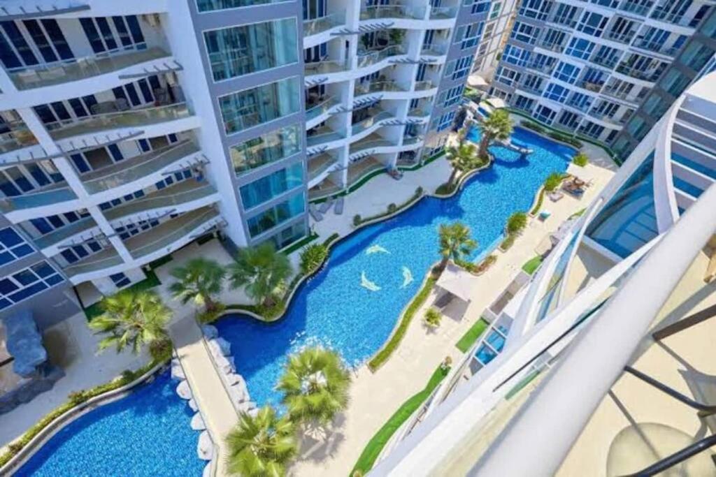 Ferienwohnung Large Luxury, Pool View, Grand Avenue, Pattaya - 202 Exterior foto