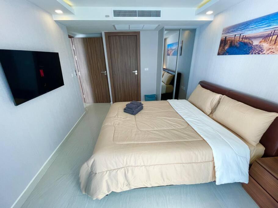 Ferienwohnung Large Luxury, Pool View, Grand Avenue, Pattaya - 202 Exterior foto