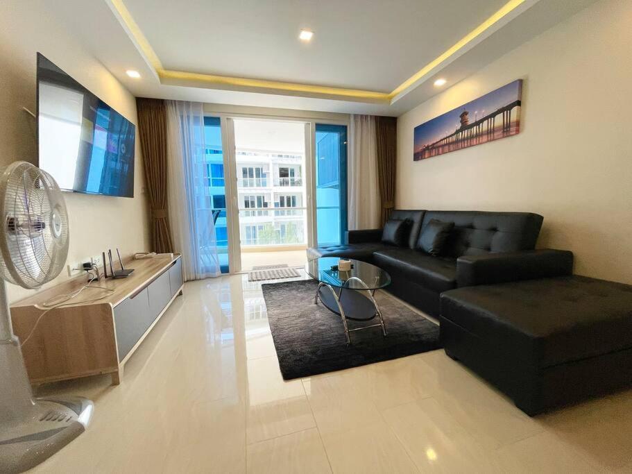 Ferienwohnung Large Luxury, Pool View, Grand Avenue, Pattaya - 202 Exterior foto